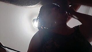 i met this novinho pirocudo and he came before gozing in my mouth during interracial blowjob with monster cock