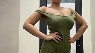 Extreme public fingering and anal play feels insanely hot outdoors.