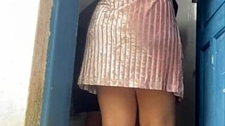 boss tricks bricklayer to check toilet for alone time in bathroom, getting loose