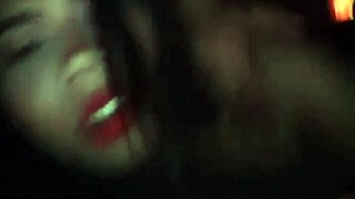 me invita una copa y termina dandome de perrito