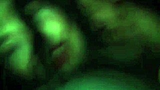 me invita una copa y termina dandome de perrito