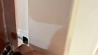 Big Mexican ass in homemade scenes with stepmom and stepsister. Forbidden vibes all over