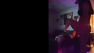 I-I can't stop teasin' with my big latina ass, oops!