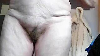 Dildo and cucumber in the ass - that's how it goes, part 1