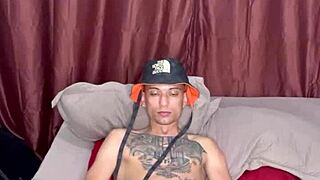 thiago kelton is fucking that fake tits girl with a silicone ass in the bedroom