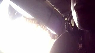 I wanna eat wit dis black african lady.