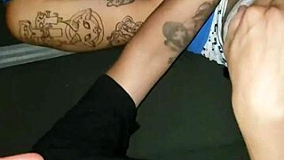 Couple heats up and fucks in the uber