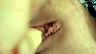 Young babe secretly masturbating at work, what a naughty thrill