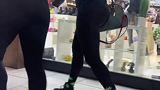 yoga pants season in tight leggings