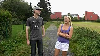 i bent gina over for a lick n blowjob in casting.