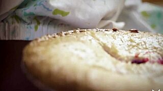 Want to see Victoria's kitchen striptease?