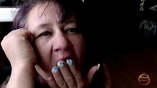 Oh wow, Klaudiaambergirl takes it full in her mouth outdoors with that big natural ass and tits!