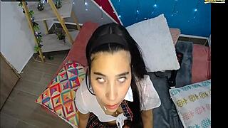 new camgirl mía lópez horny and sexy on webcam.