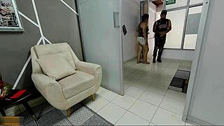 i am the technician and the mature latina offered her pussy to pay for the fridge repair