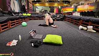 French Babe Webcam Dildo Play