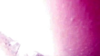 minha cunhada mostra o cusinho e eu queria ver o jogo!