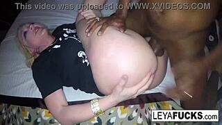 Hooker escapes snowy streets by anally pleasing her pimp with deep emotions.