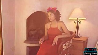 angel constance, this indian milf, shows her curves