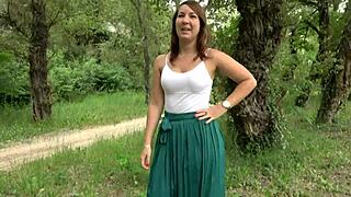 lexie 29ans vendeuse en animalerie � gap casting interview with beautiful brunette