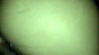 Thorando - vizinha gostosa veio assistir netflix n�o aguento e gozo rapidamente na bunda deliciosa