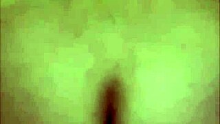 Teasing my curvy body and hot piss for you