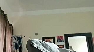 Le destrozo el culo a mi amiga