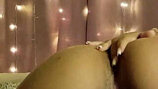 i'm fantasizing about that horny young girl masturbating.