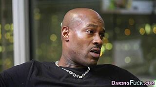 vag rubbing euro babe cum