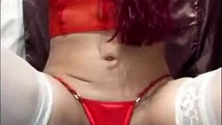 prostitute squirts after assfucking with dildo