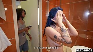 Khalamit� Cheats With Monster Cock While Boyfriend Cooks