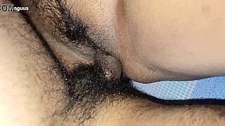 Sharing bed with stepmom turns horny at midnight, cum dripping everywhere 😈