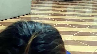 Млада съпруга признава изневяра, съпругът свършва на естествени цици