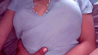 Latina amateur couple enjoys creampie and blowjob on Good Friday