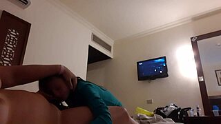 I Fucked My Girlfriend's Mouth in the Hotel Room with Lesbian Illusion Girls