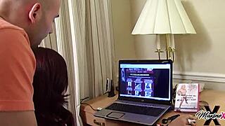 Lesbian Dildo Fucking Show With Hotties Janessa Jordan