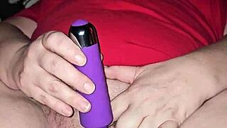 Solo milf cums hard showing off big pink pussy