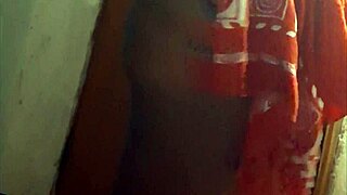 Chubby Ebony Babe Exits Shower With Wet Pussy Exposed