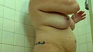 Shower Session With Domme Mommy!