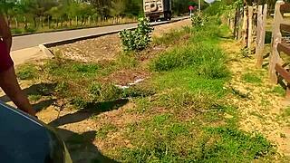 show me those natural tits and ass outdoors in Cancún