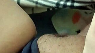 SOZINHA EM CASA, CARENTE! LOUCA PRA ALGUEM VIR ME COMER GOSTOSO!!