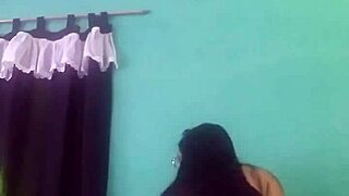 Brazilian Teens Dance Funk In Amateur Video