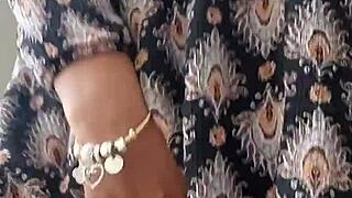 Me cojo mi polla negra