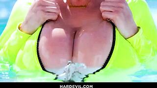 Man, Kianna Dior’s pool-soaked BJ and titty fuck got me shook... can’t even talk right!