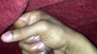 i'm making a video while watching xvideos and jerking off