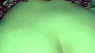 como me encanta cuando me ponen de perrito y me parten en dos