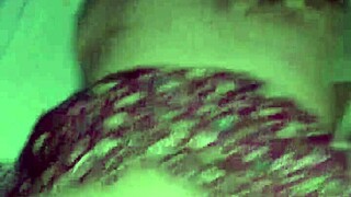 como me encanta cuando me ponen de perrito y me parten en dos