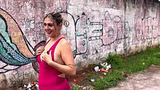 Fodendo nas ruas da Paulista, buceta esfolada! 😏