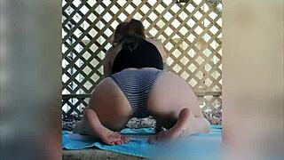 fucking my pierced pussy outside like a slut 😈