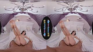 Sexbabes VR pleasuring Casie – free accounts! 😍