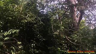 Sex Addicted Wife Begs for Hardcore Fuck on Stream Path